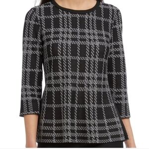 Nic + Zoe NWTs Plaid Peplum Top